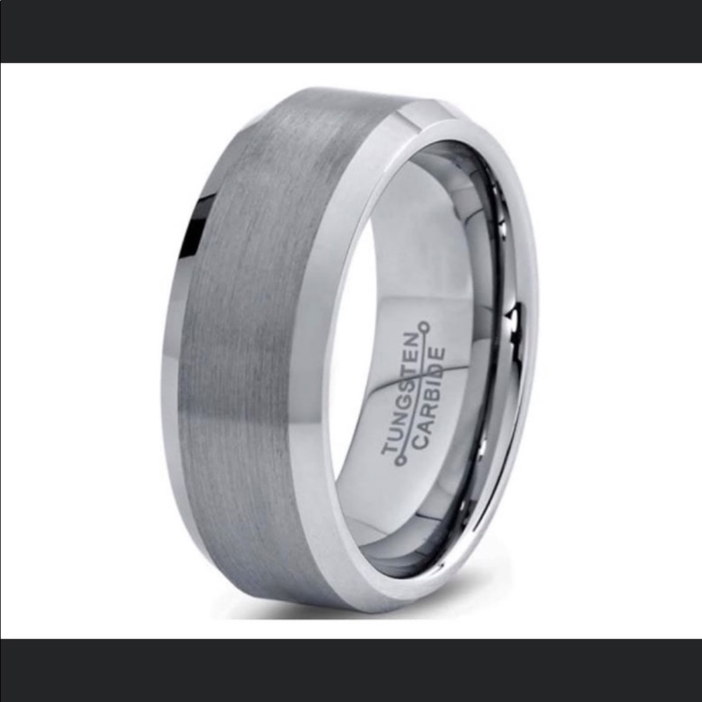 Men’s wedding band